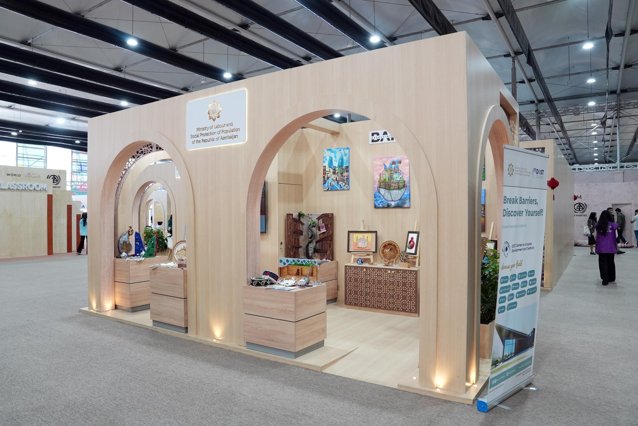 DOST İnklüziv İnkişaf və Yaradıcılıq Mərkəzi WUF13-ün “Urban Expo” sərgisində pavilyonla təmsil olunur
