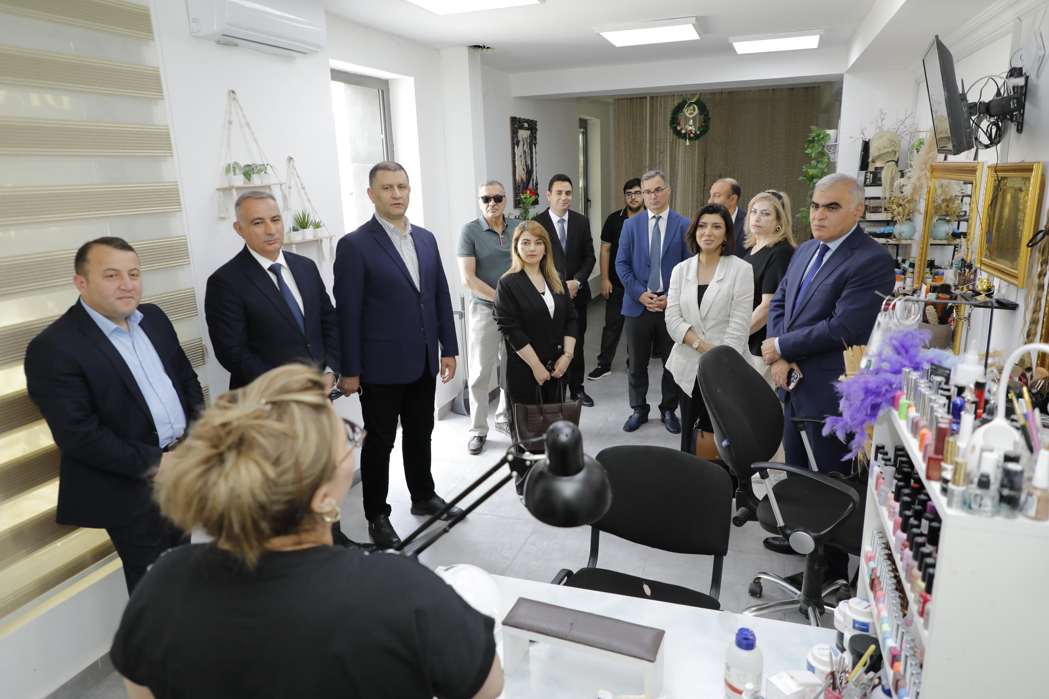 Füzulidə özünüməşğulluq proqramı üzrə qurulmuş təsərrüfatlara infotur təşkil edilib