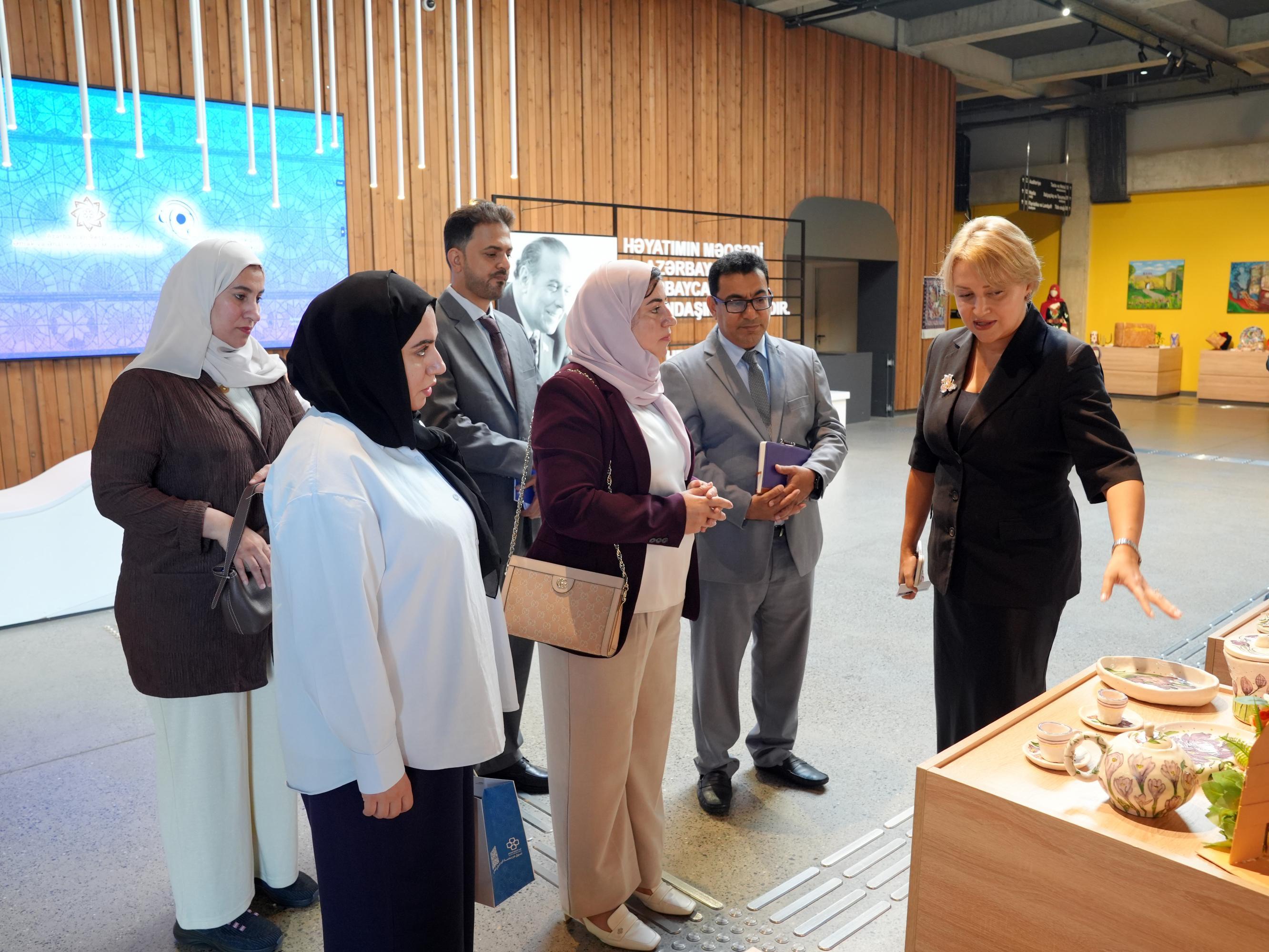 Oman Sultanlığının nümayəndə heyəti DOST İnklüziv İnkişaf və Yaradıcılıq Mərkəzində olub